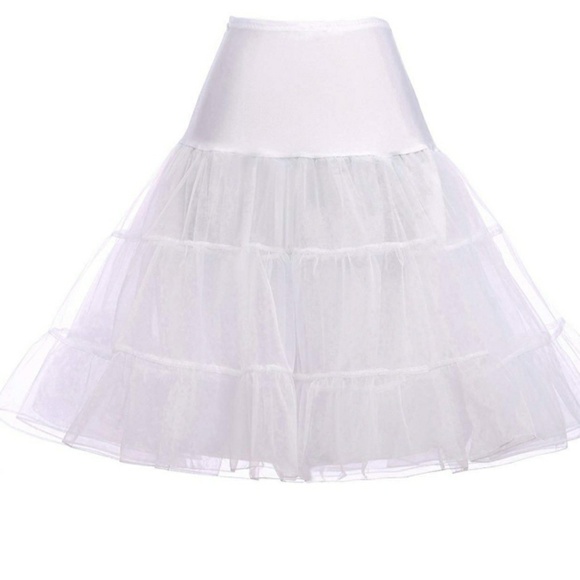 White petticoat - Picture 1 of 1
